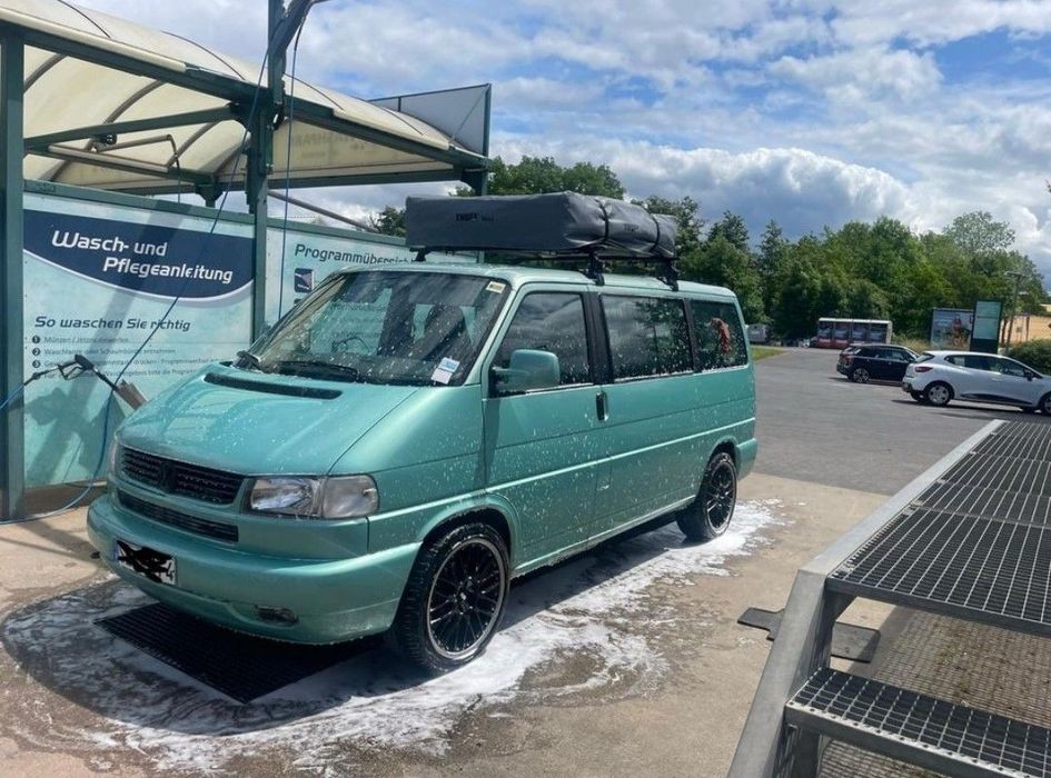 Volkswagen Multivan Multivan Prywatnie Webasto Climatronic Łóżko Stolik