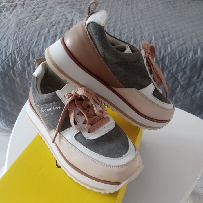 Натуральна шкіра