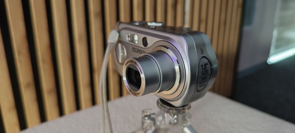 Aparat cyfrowy Samsung Digimax A5.