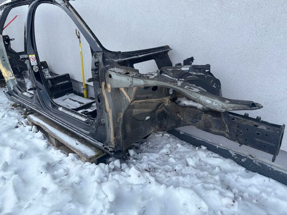 Próg słupek fartuch ćwiartka podłużnica Audi A6 4K C8 LY9T