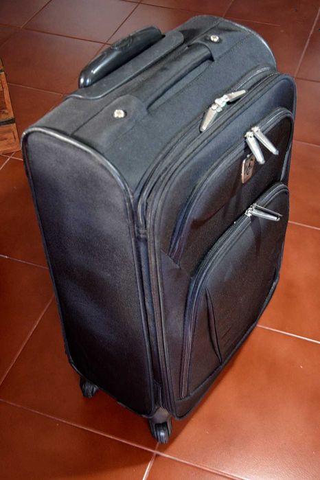 Trolley de Viagem Preto