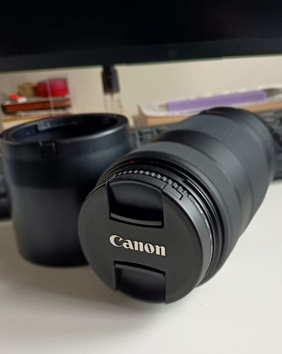 Objetiva Canon EF 70-300mm F/4-5.6 IS II NANO USM
