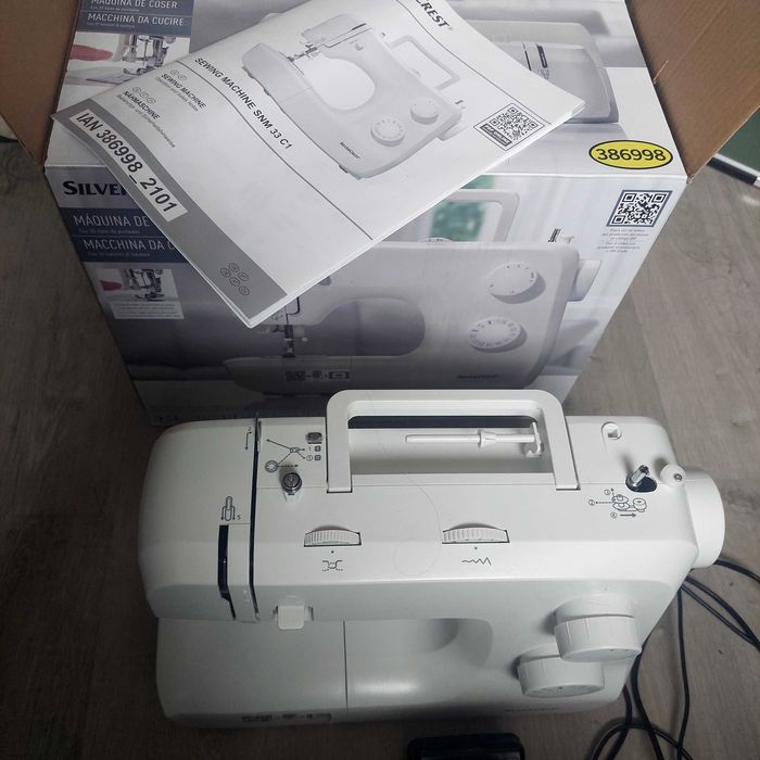 Vendo máquina de costura