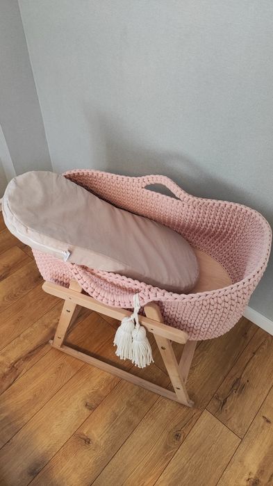 Люлька для немовлят (колиска, кошик)