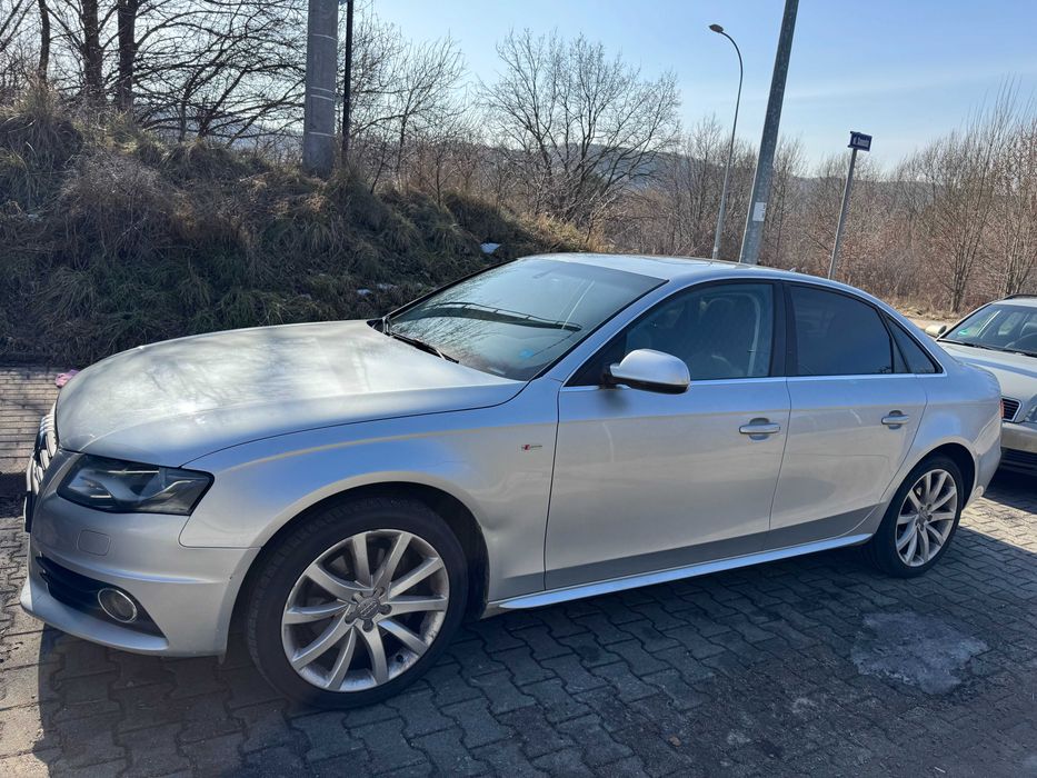 Audi A4 sedan srebrny 2.0 TFSI