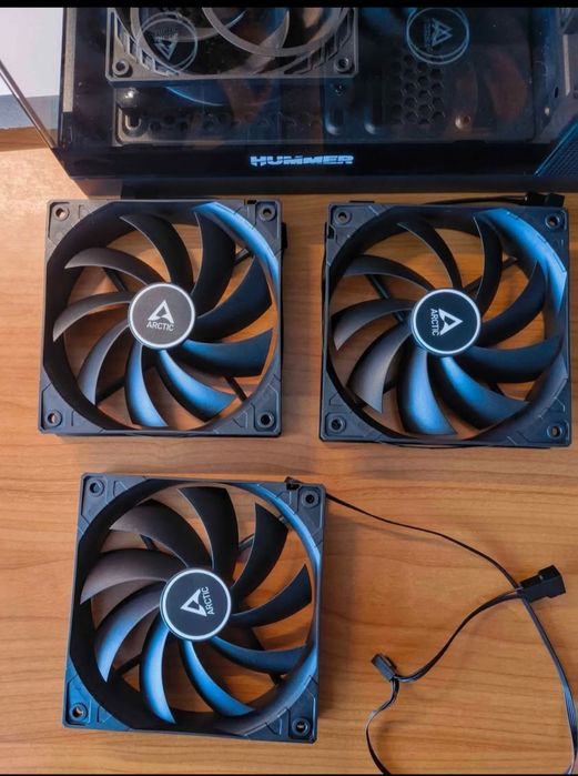 3 Fan's ARCTIC 120mm PWM PST PC novas