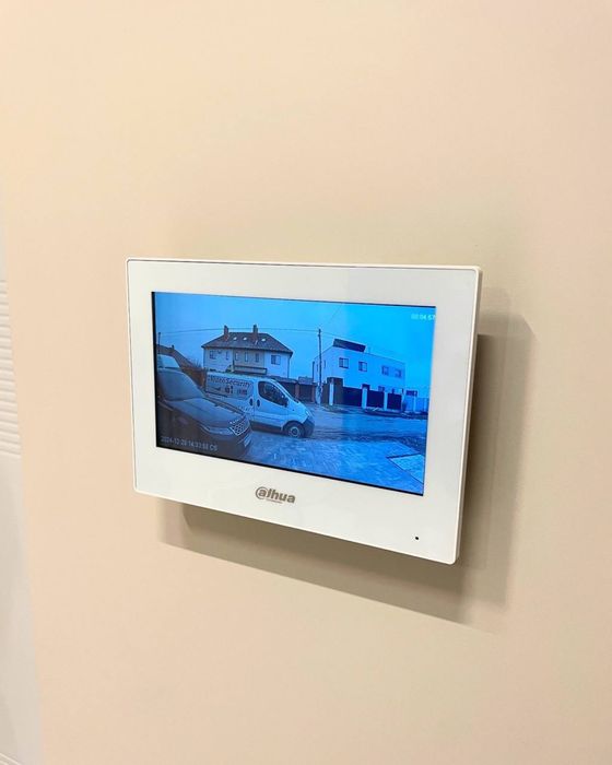 Монтаж, ремонт, налаштування камер відеоспостереження, домофонів