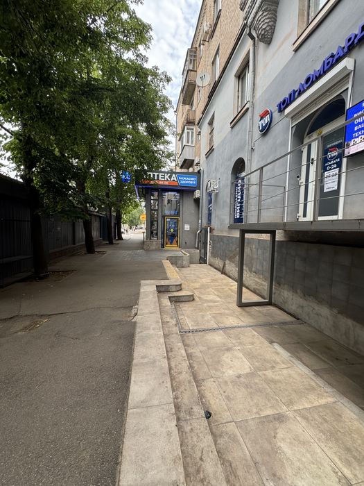 Аренда цокольного помещения, Проспект Почтовый, фасад, 224 м2