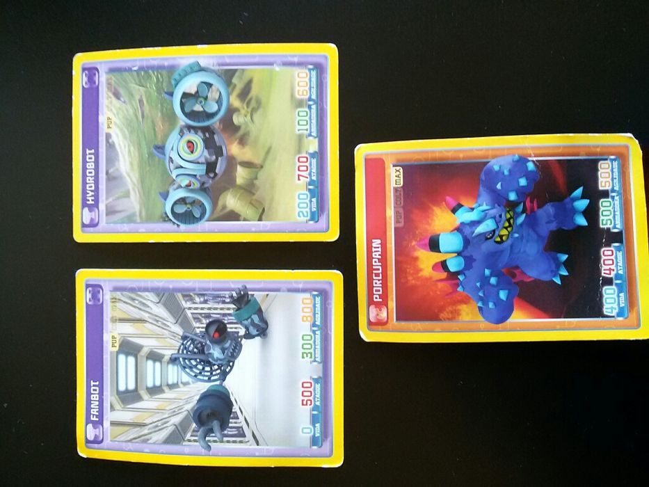 Cartas Panini ( Invizimals)