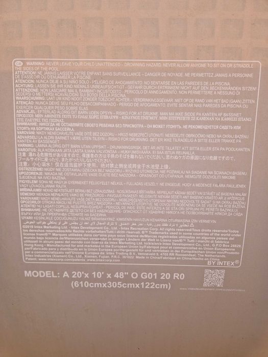 Piscina c/ aspirador e lona de substituiçao