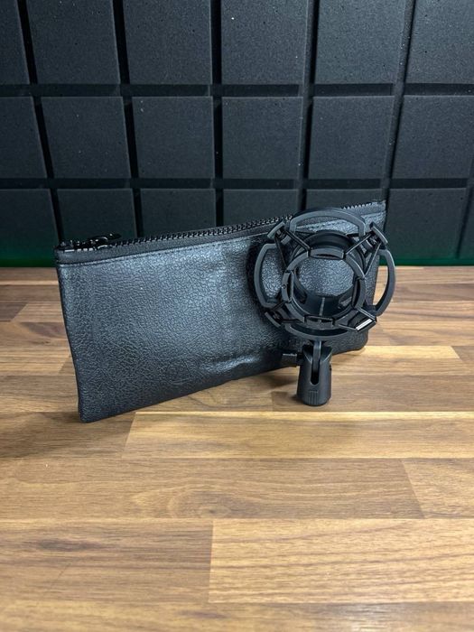 Audio Technica AT2035 (Доставимо кур’єром — БЕЗКОШТОВНО!)