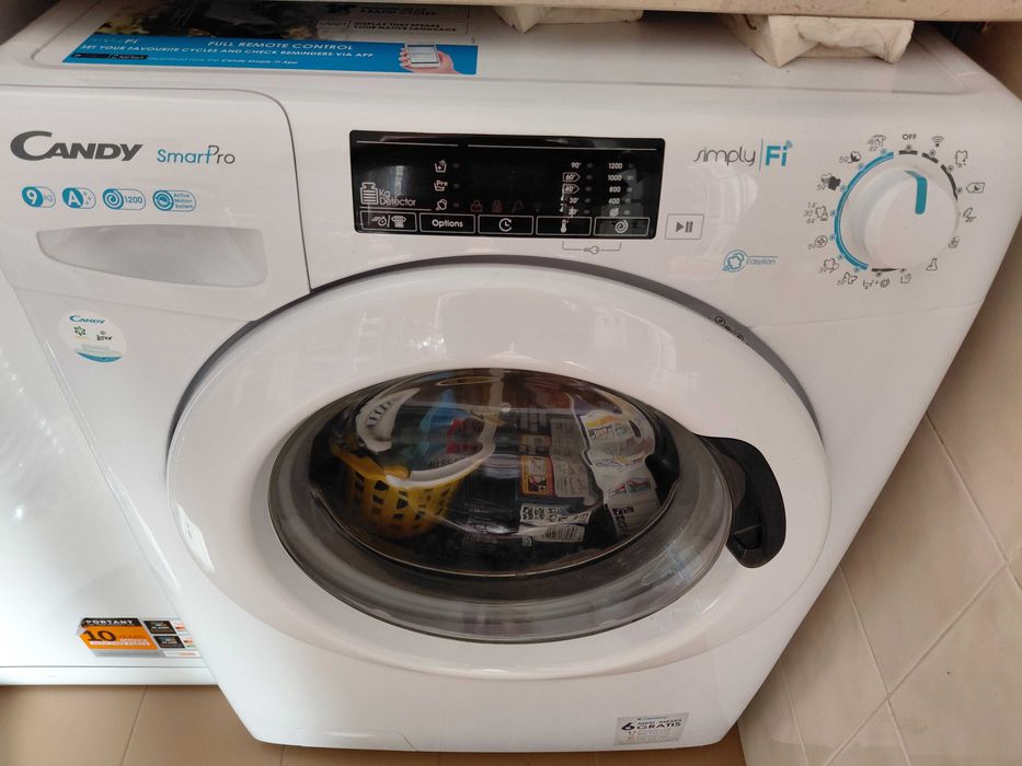 Máquina de lavar roupa Candy SmartPro Tambor de 9 kg.