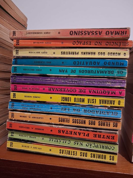 Lote de 13 livros da coleção Argonauta (2ª série, [201-213]).