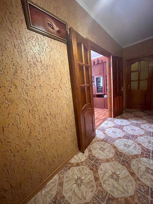 2-кімнатна квартира по вул. Гоголівській