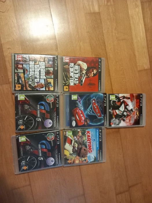 Ps3 Slim, 5 jogos e 2 comandos