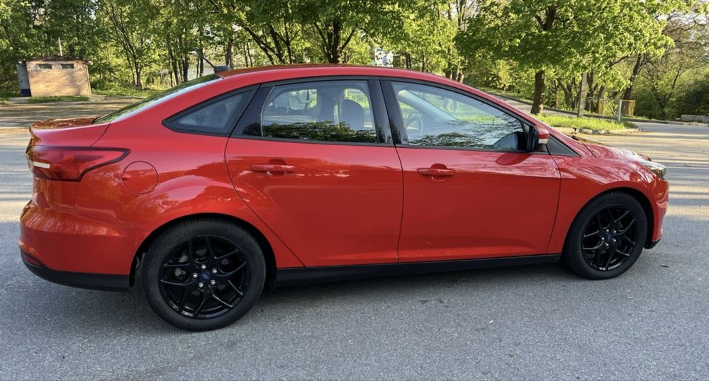 Автомобіль Ford Focus SL