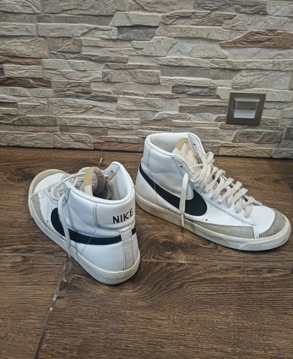 Nike Blazer Mid '77