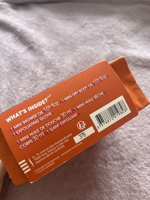 Zestaw prezentowy Sephora Collection rękawica złuszczjaca żel do mycia