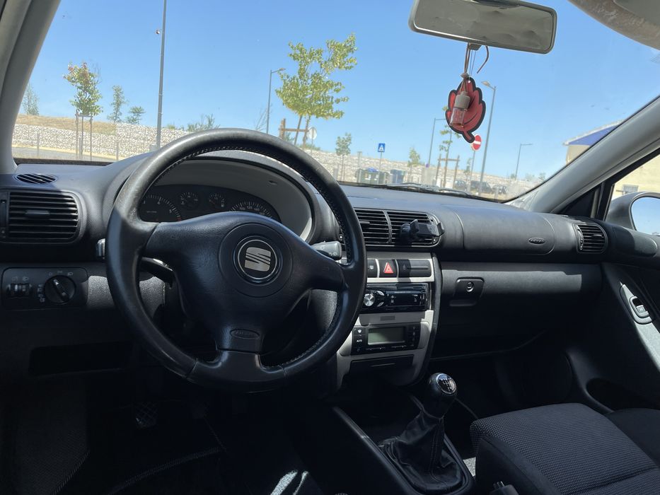 Seat leon 1.4 gasolina 2004