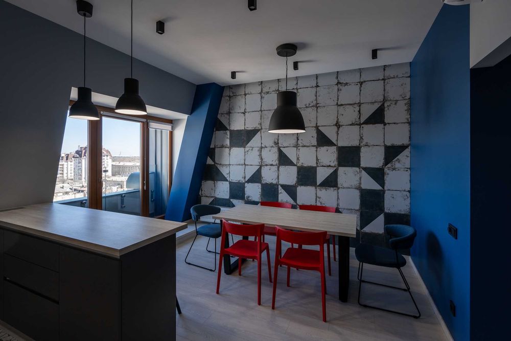 АРЕНДА • Центр • 2к кв 90 м² с балконом • С животными можно • Большая Арнаутская, 39 • Приморский район • Одесса