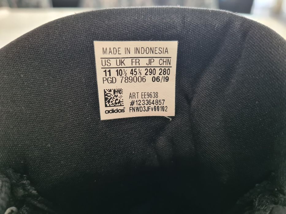 Sapatilhas Adidas Voleibol