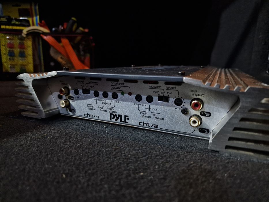 Pyle QA-4400 wzmacniacz samochodowy Car Audio USA 4 kanałowy