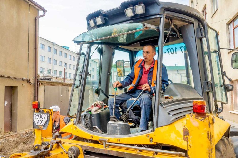 Продам эксковатор JCB3