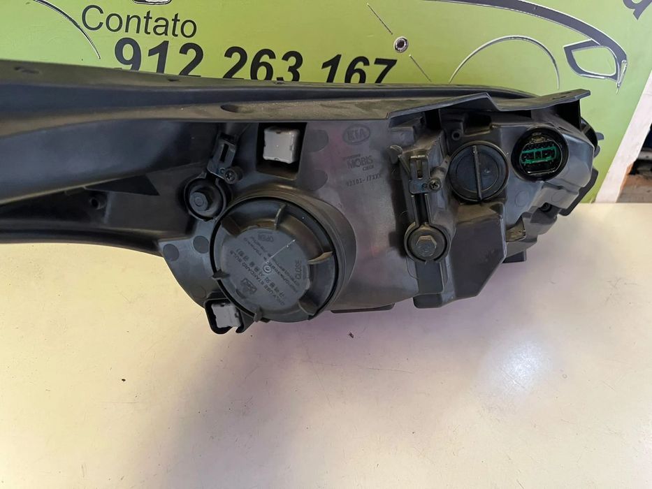 KIA CEED III FAROL FULL LED ESQUERDO - FF758