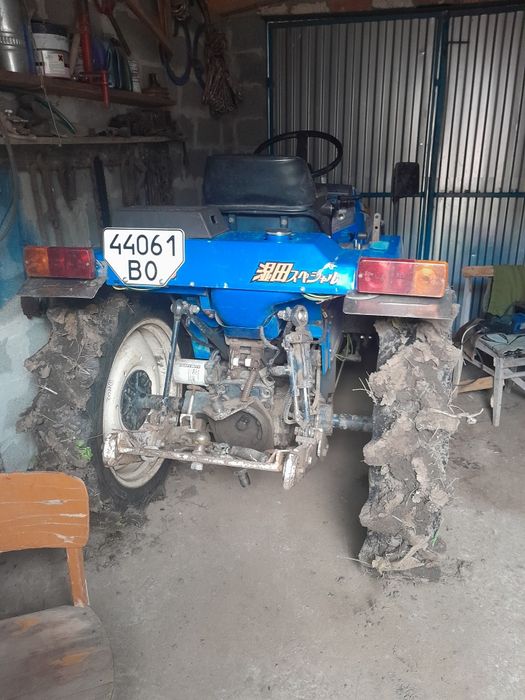 Продам трактор Iseki tu177 з навісним обладнанням.