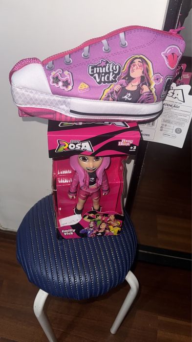 Boneca e Bolsa Emilly Vick