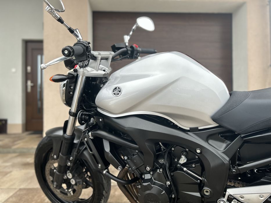 Yamaha FZ6 super stan! FZ6 S2! Warto!