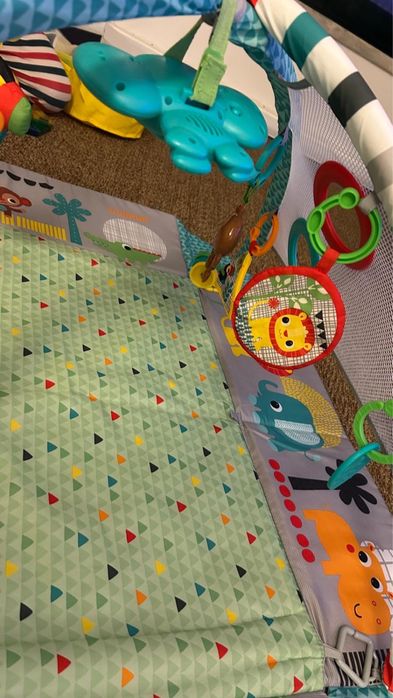 Parque Fisher Price para bebe