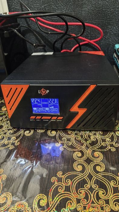 ДБЖ Инвертор LogicPower 12В, 1050 Вт LPM-PSW-1500VA Black ИБП с правильной синусоидой