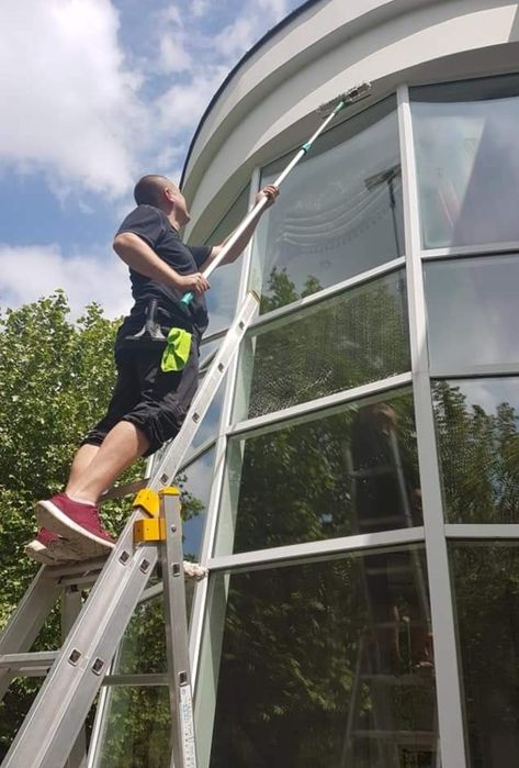 Sprzątanie,mycie okien,pranie tapicerki,dywanów,mycie elewacji,kostki