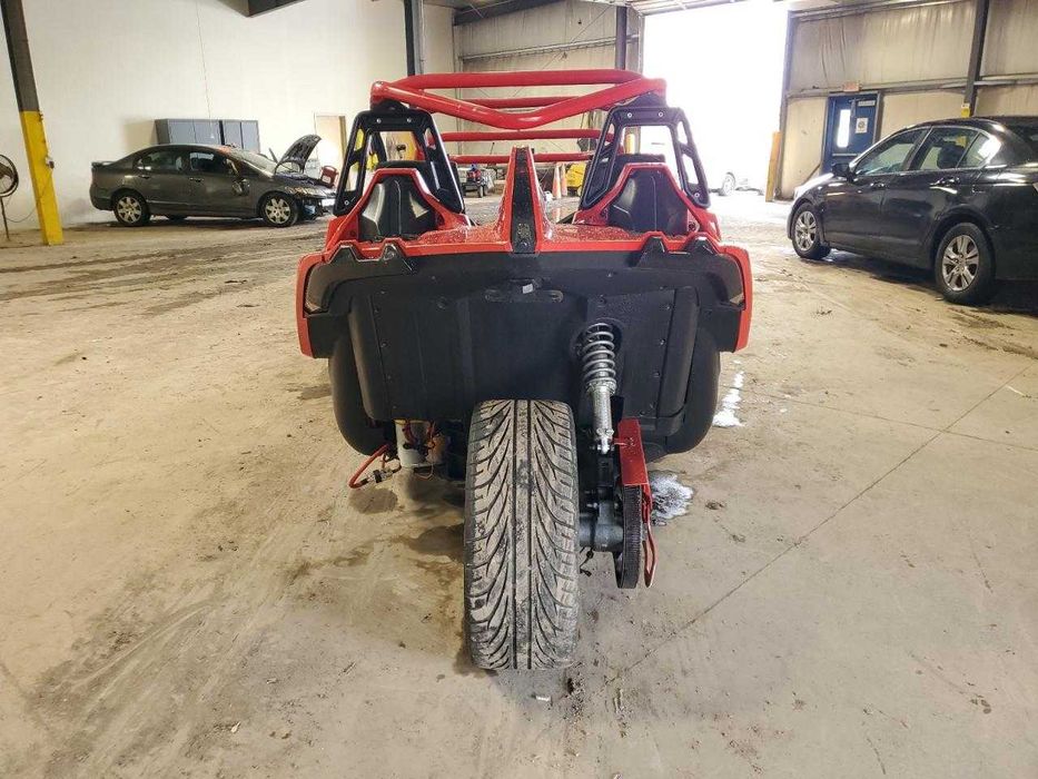 2015 POLARIS SLINGSHOT SL рідкісний варіант 4 місця