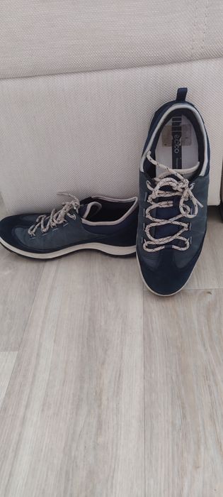 Кросівки ECCO 25,5см жіночі шкіра яка