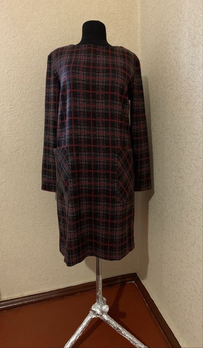 Сукня ділова тепла на зима осінь