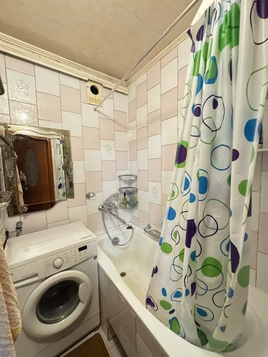 Кімната для дівчини проживання без власників