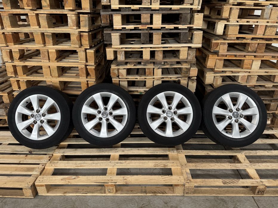 Alufelgi Toyota  Auris Corolla Verso Avensis 5x114.3  6.5Jx16 ET 45