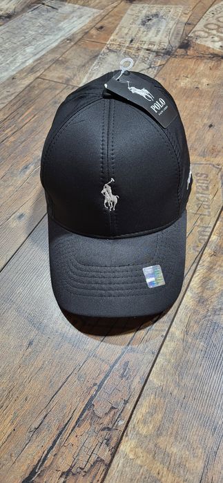 Czarna czapka z daszkiem unisex damska męska uni