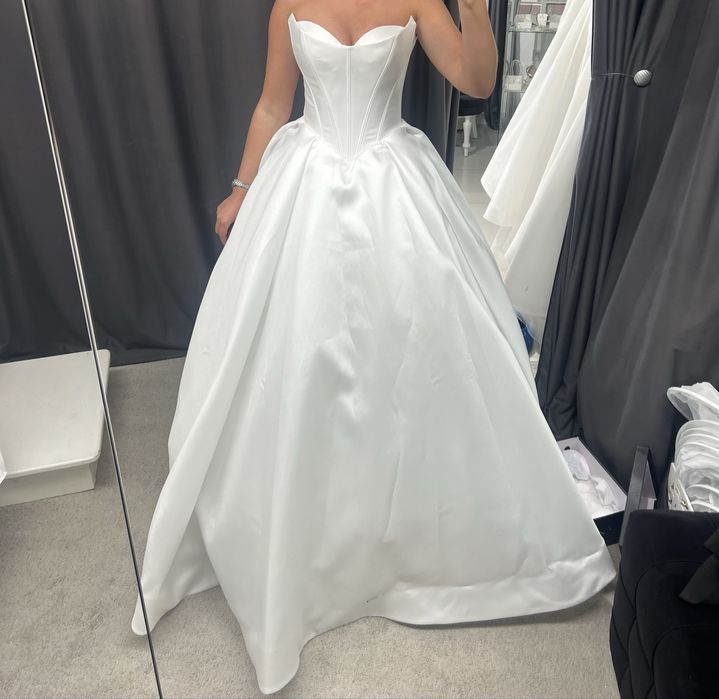 Весільна   сукня