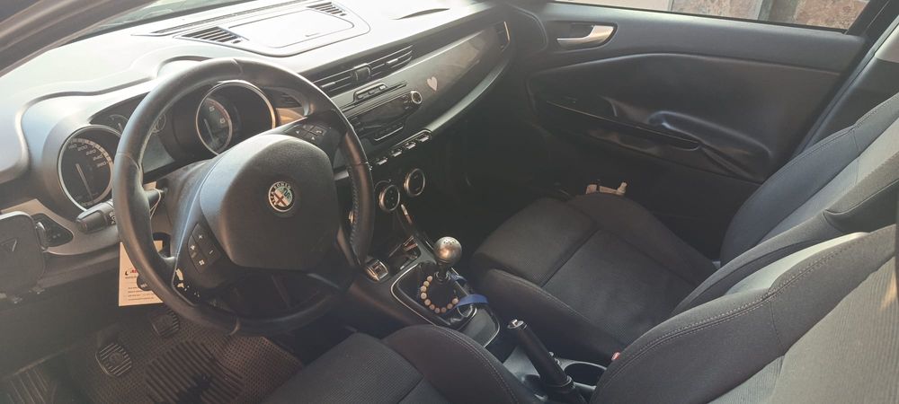 Alfa Romeo Giulietta 1.6 JTDm | Económico, Fiável e Pronto a Andar | €4.500 Neg.