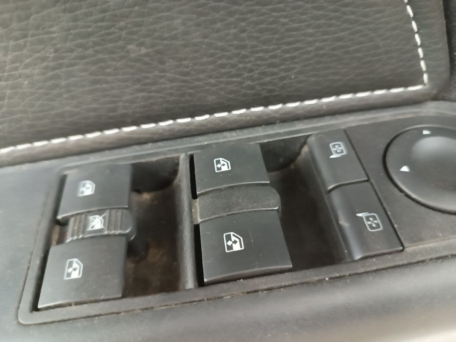 Porta Frente Esquerda - OPEL ASTRA H (A04) | 04 - 14
