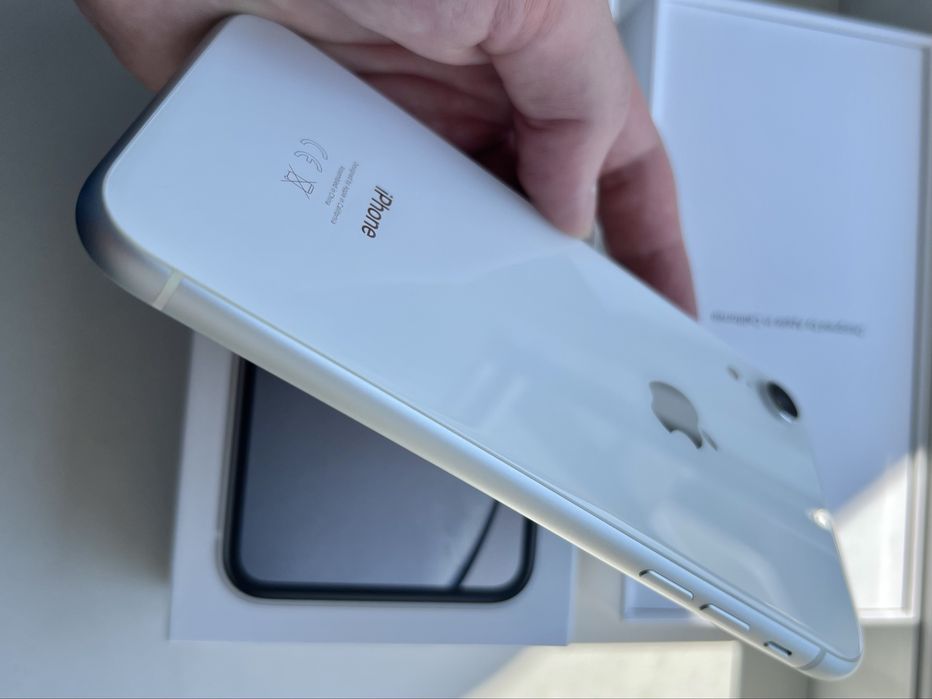 iphone xr 64gb white - купити мобільні телефони та смартфони