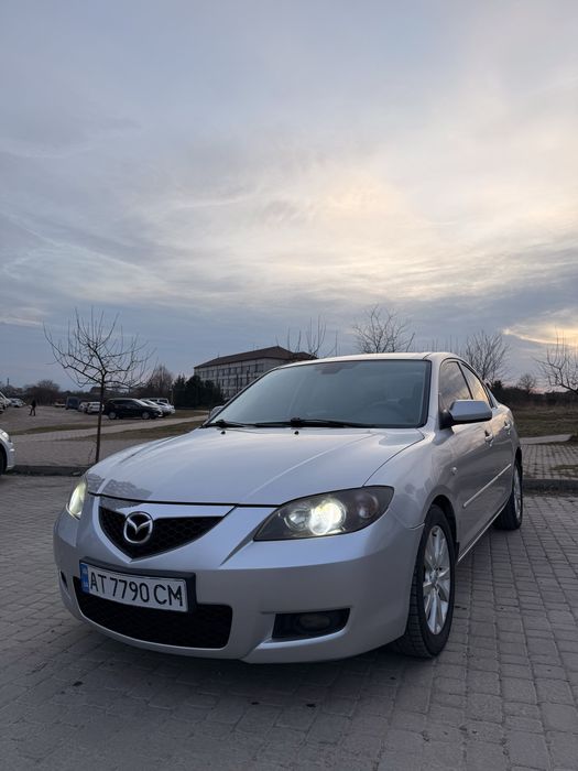 Автомобіль  Mazda 3 2008 рік