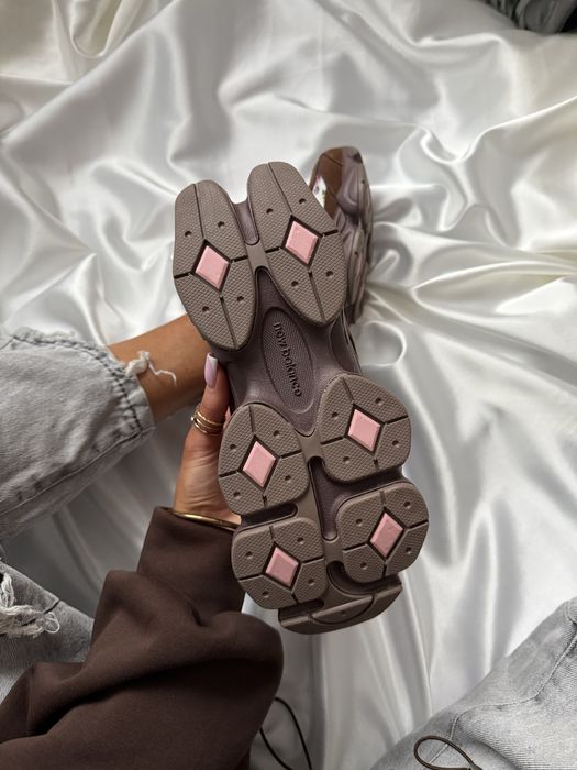 New Balance 9060 Atmos Pink (36-41р)