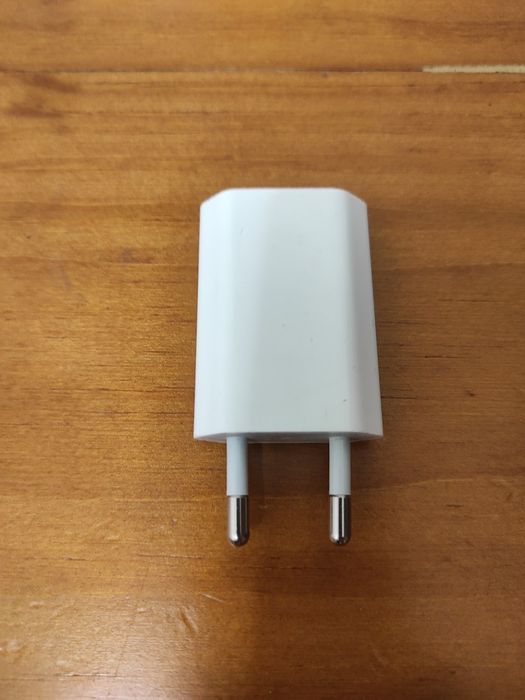 Apple / Iphone Carregador (Original) 20W + Oferta Cabo