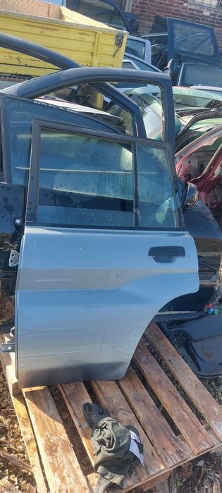Drzwi prawe lewe tylne mitsubishi pinin