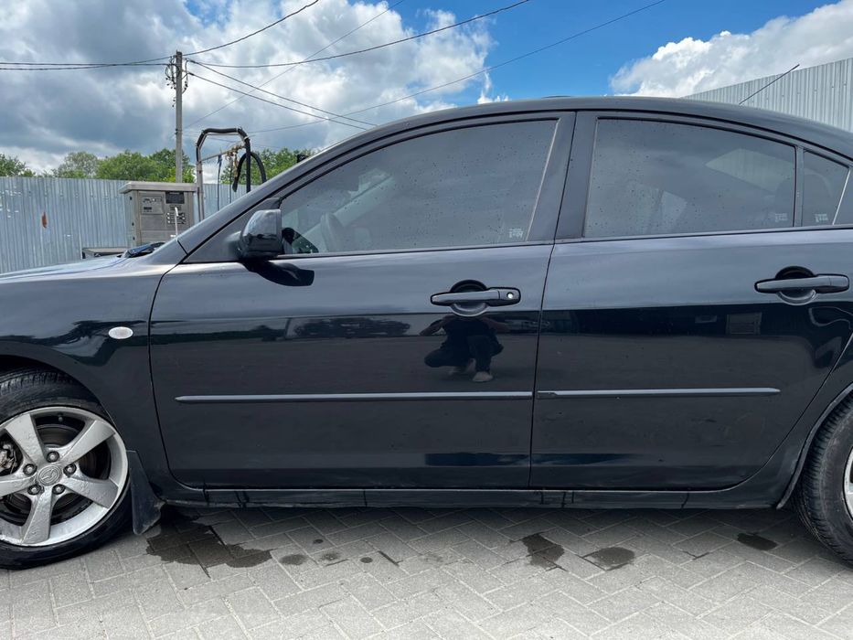 Mazda 3 чудовий стан