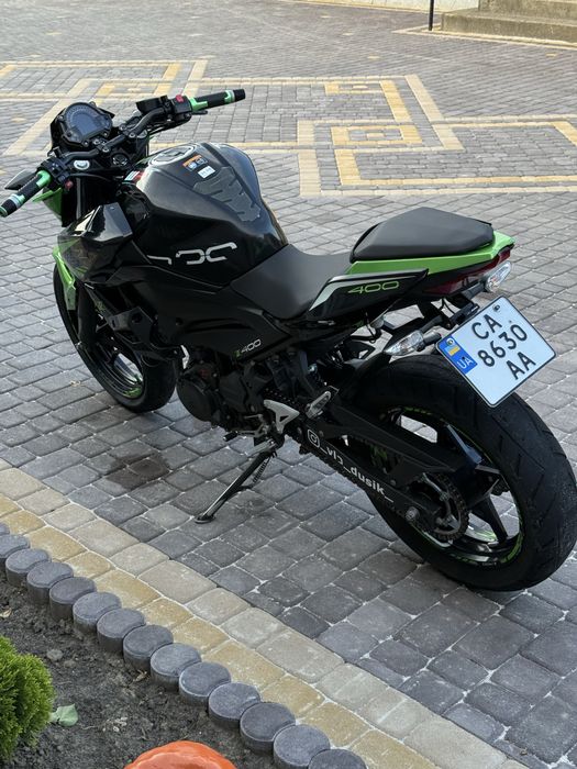 Мотоцикл Kawasaki z400